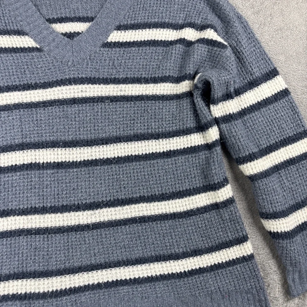 American Eagle V-Neck Sweater Striped Oversized‎ Soft Sweater Size Small